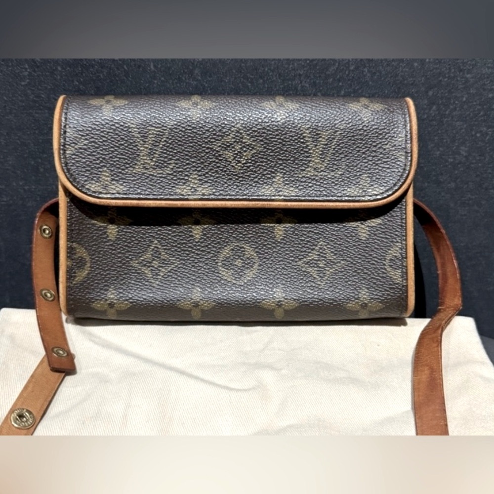 Louis Vuitton petit pouchet Florentine belt bag. Pre loved, authentic, w/COA.